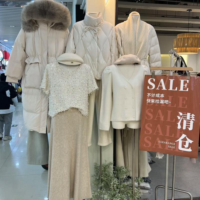 品牌服装代理：你的时尚生意新伙伴